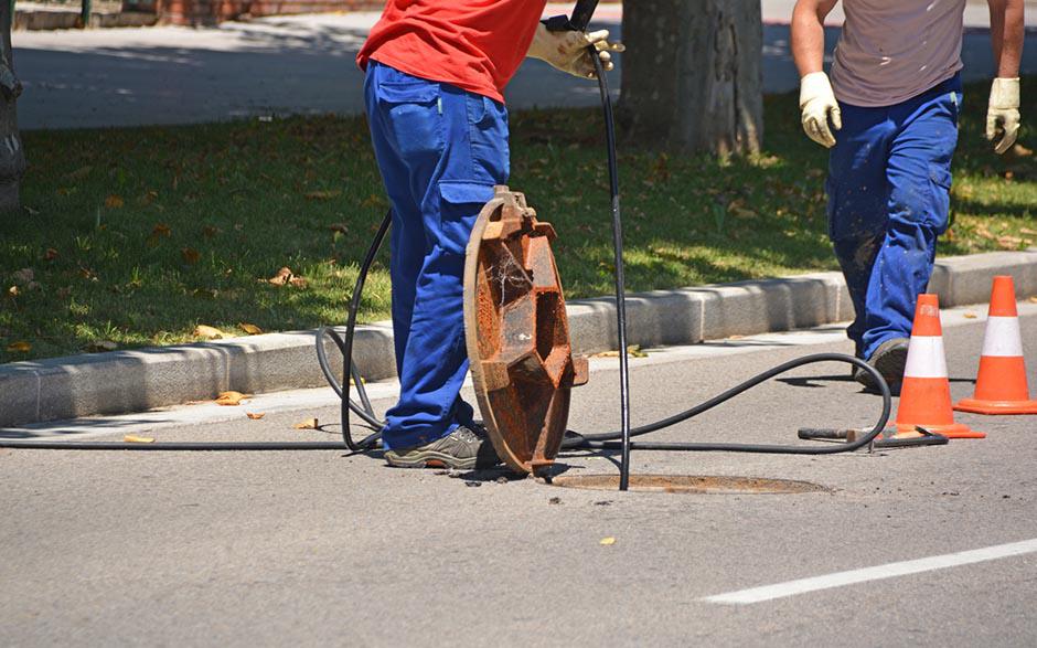  entreprise pour déboucher canalisation Brières-les-Scellés